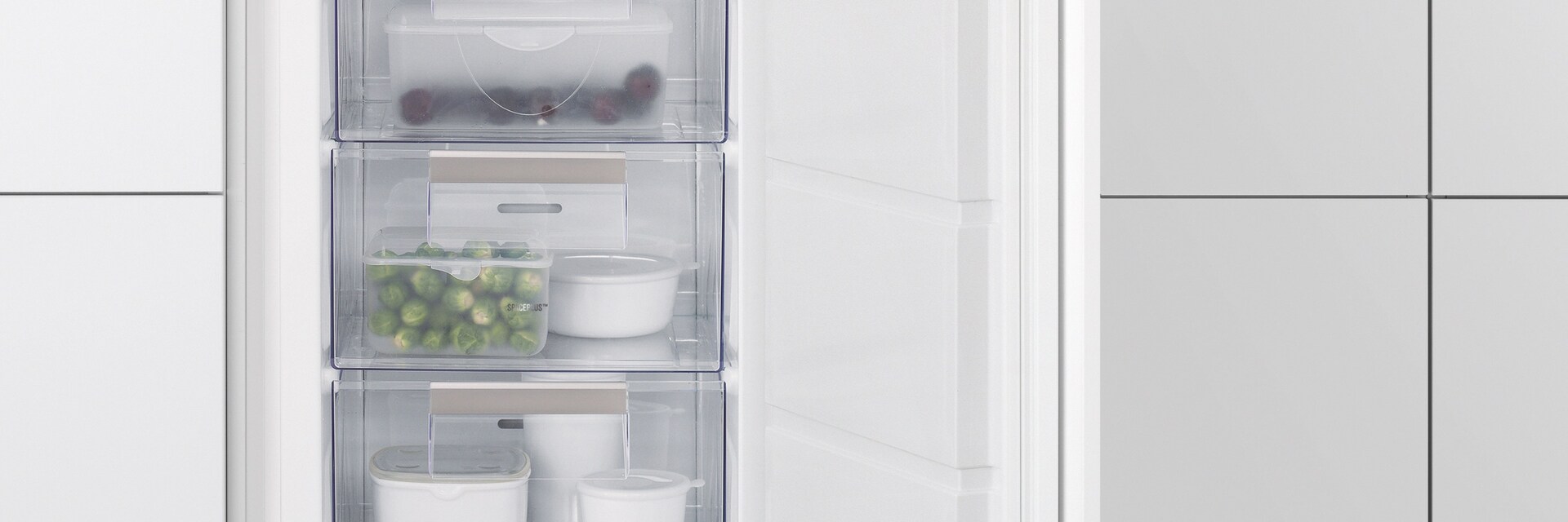 Встраиваемая морозильная камера Electrolux